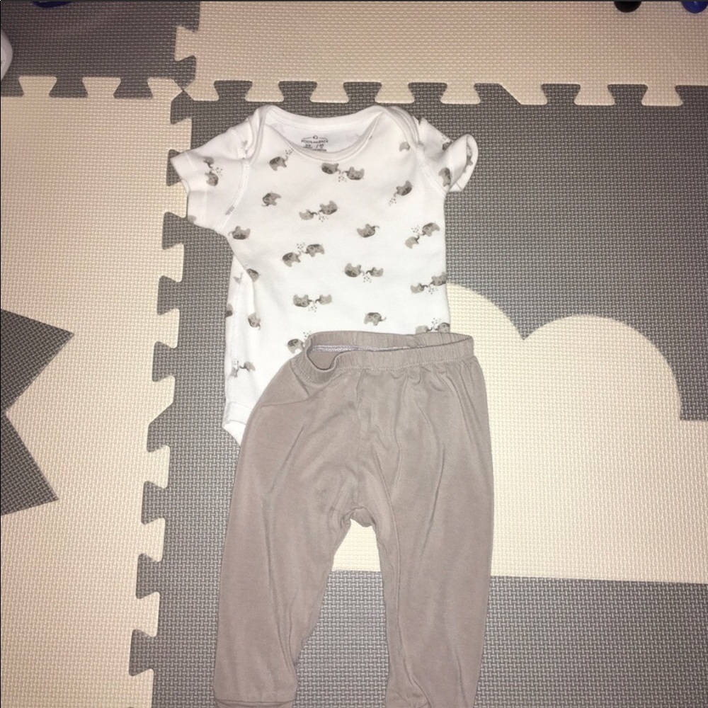 Baby clothes bundle. Ranging brands - Picture 5 of 7